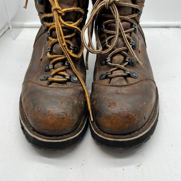 Carhartt Boots Mens 9 Brown Safety Toe Leather Work Thinsulate Insulation